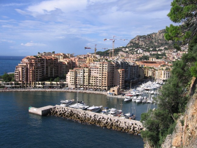 A tenger felé terjeszkedne Monaco