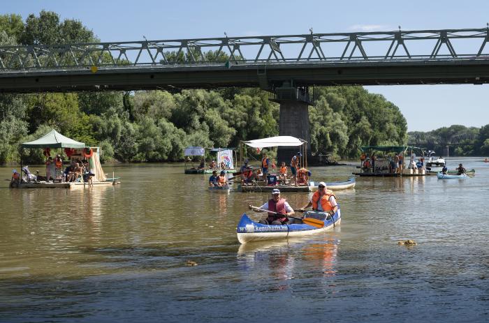 Jelentős a Tisza-parti strandok mikroműanyag-szennyezettsége