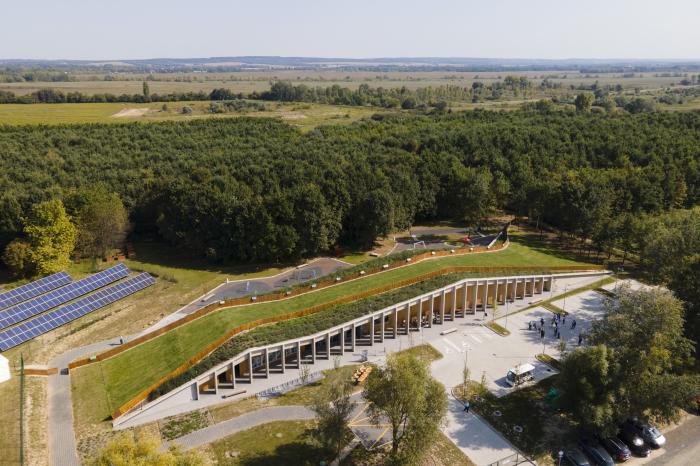 A most átadott Kis-Balaton Látogatóközpontból többféleképpen fedezhető fel a Kis-Balaton