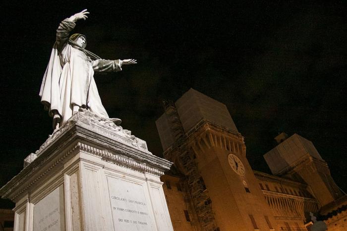 A firenzei dóm zengett Savonarola az erkölcsi romlottságot bíráló szavaitól