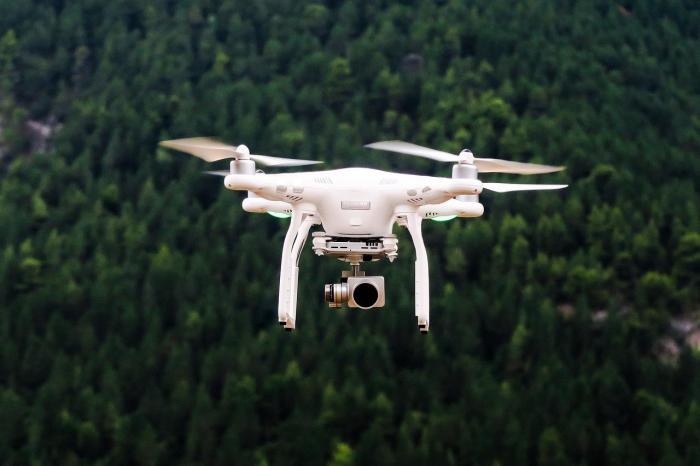 Drónozás Olaszországban: Ezekről a szabályokról feltétlenül tudnia kell