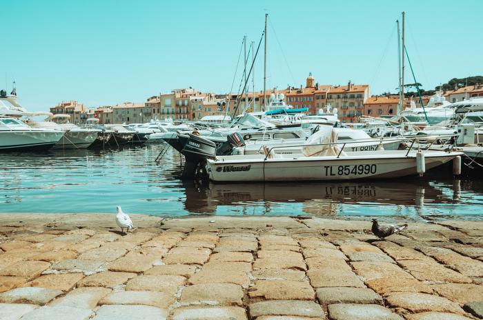 A francia Riviéra festői szépségű városa azt szeretné, hogy a turisták nyáron ne menjenek oda